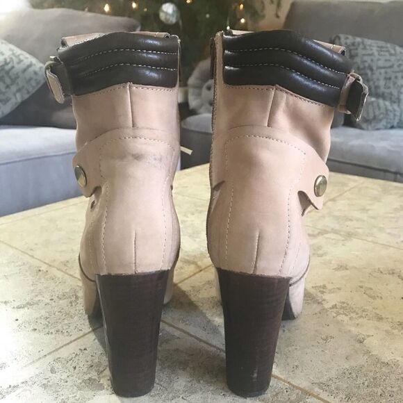 APEPAZZA Suede Combat Bootie| APEPAZZA Tan Leather Peep Toe Combat Boot | Size 7 - Picture 5 of 11